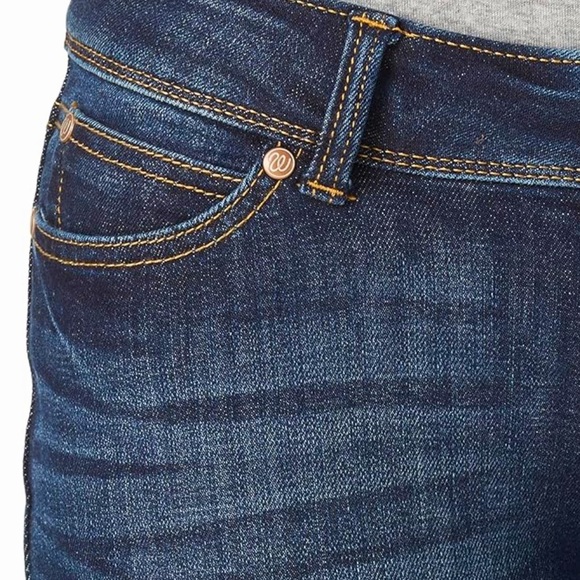 Like New Wrangler Retro Sadie Low Rise Bootcut Jeans Size 5 - Picture 5 of 10